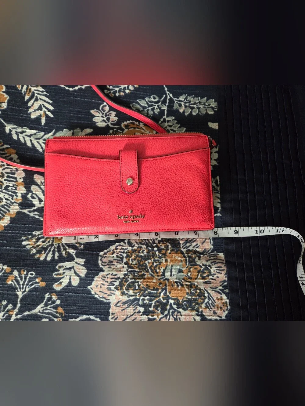 kate spade bright coral pink pebbled leather crossbody READ ↘️